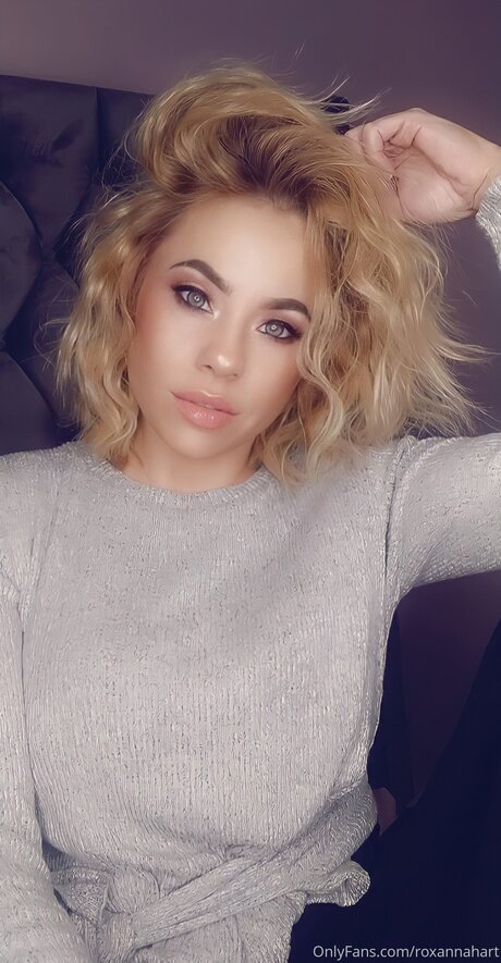 Roxannahart ポルノモデル 画像