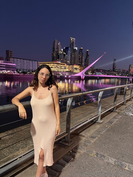 Aprilcollins HDモデル 写真