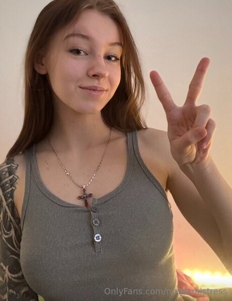 ティーンフィンガリングOnlyFans 無料ポルノ 画像