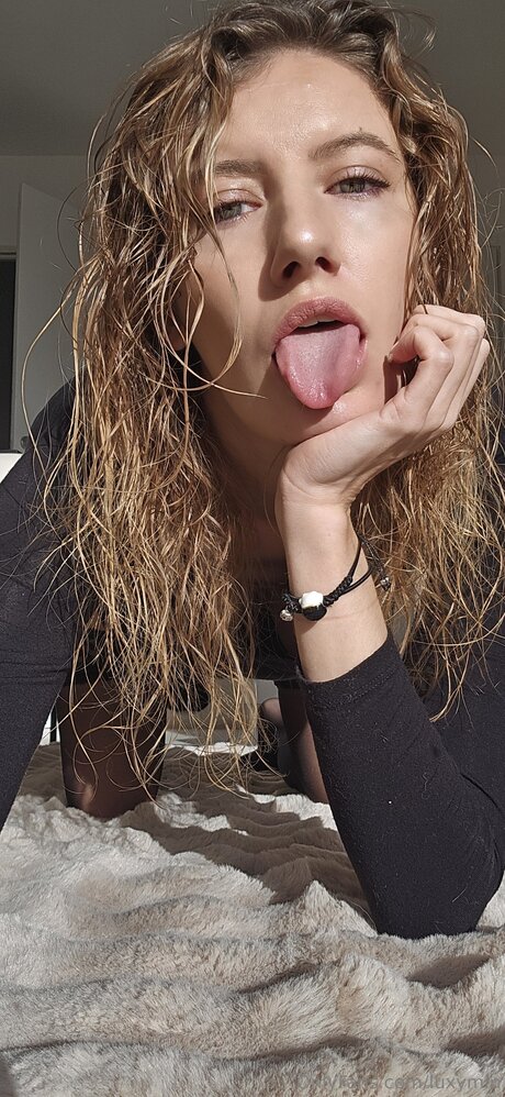 Luxymin セックスモデル 写真