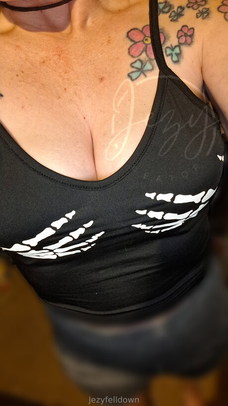 ゲイビデオ OnlyFans ホットポルノ 写真