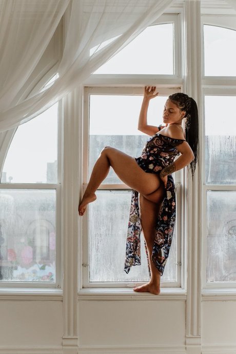 vieraralyn ポルノスター 無料 画像