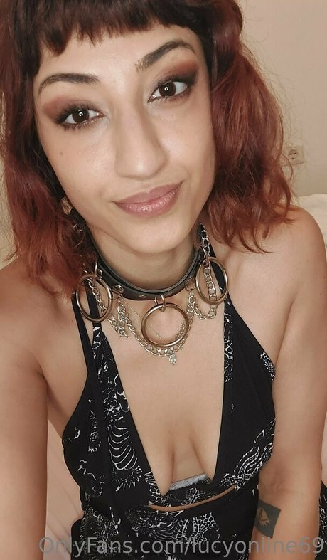 ピアス乳首オンリーファンズ セクシーヌード ギャラリー