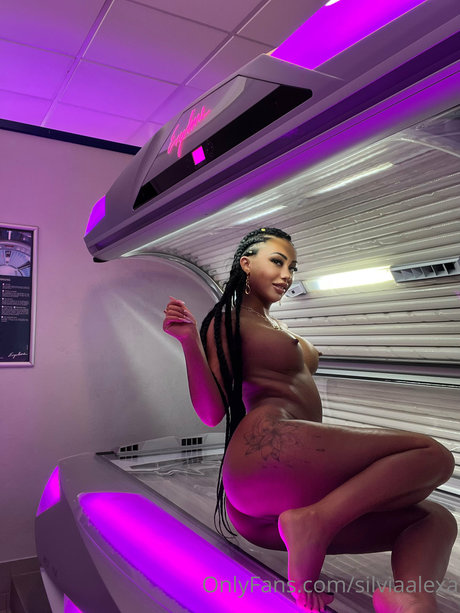 silviaalexa ヌードモデル 写真