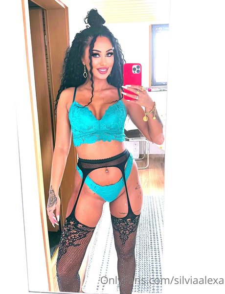 silviaalexa ポルノスター 無料 写真