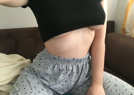 アジア人 BBC オンリーファンズ 無料 写真