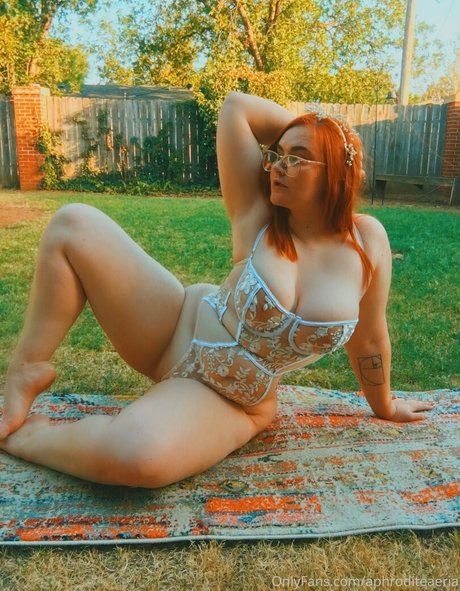 Allisonivyx 高品質のスター 写真