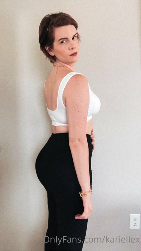 垂れ下がった熟女OnlyFans 無料ポルノ アーカイブ