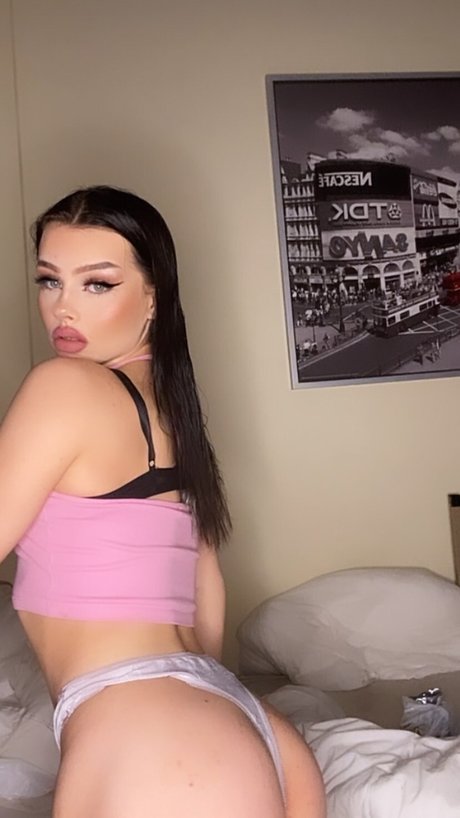 Lara Buttner トップスター 写真