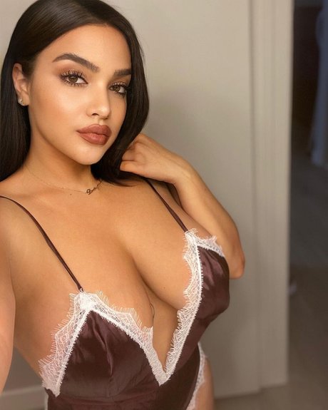 Vanessa Ann Wrigley ポルノスター アート 写真