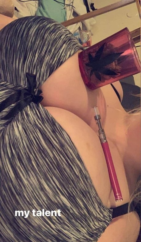 Chewywaifu ヌードのポルノスター 写真