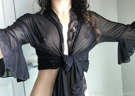 大きな黒い猫OnlyFans ポルノ 画像