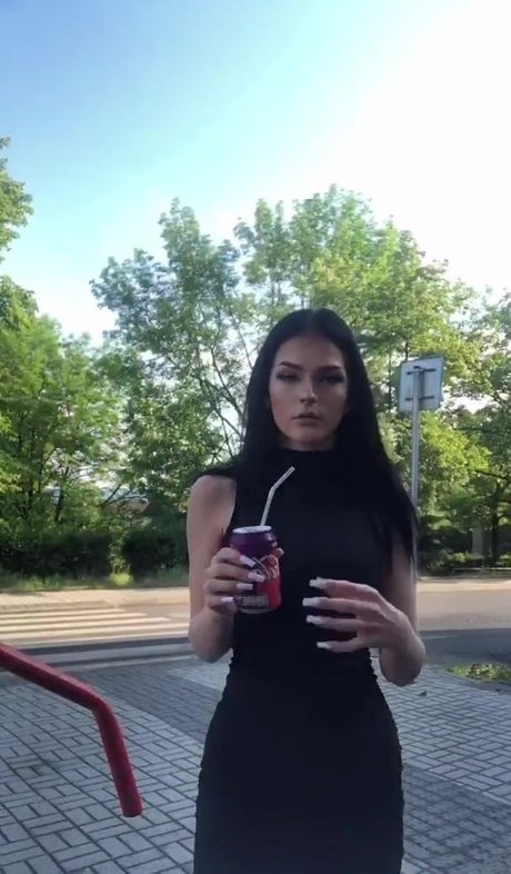 Lucie Brousilova ヌードスター 写真