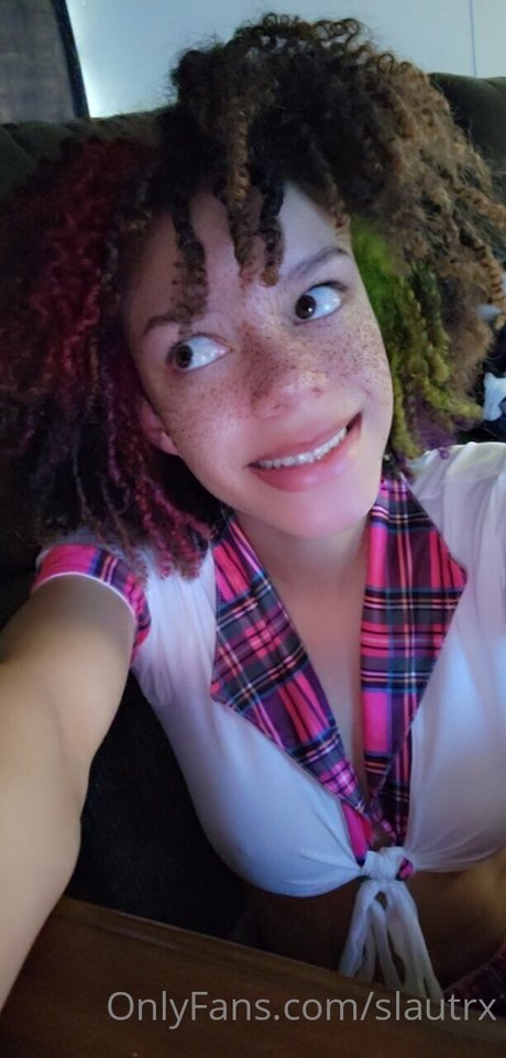 slautrx エロティックなスター 画像