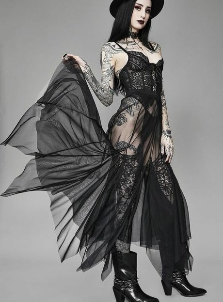 Emma Vauxdevil エロティックなスター 画像