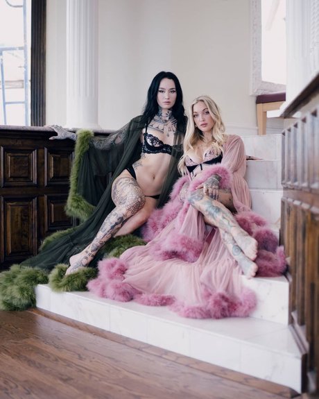 Emma Vauxdevil ポルノスター HD アーカイブ