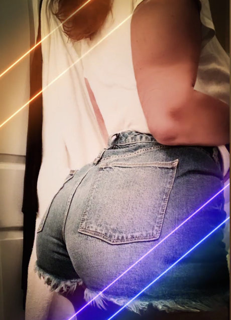 ルビーオンリーファン セックス 写真