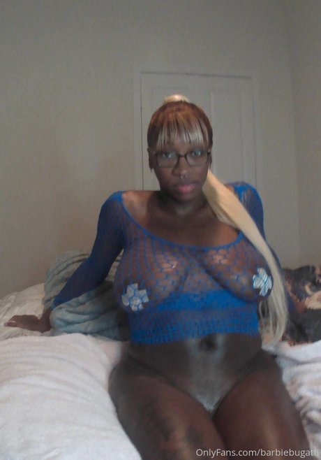 ミニドレス OnlyFans ポルノグラフィック 写真