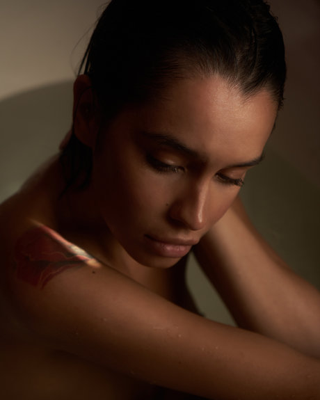 Dilnora ヌードスター 画像