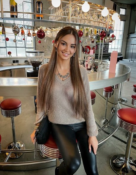 Tamara sunshine スター ヌード 写真