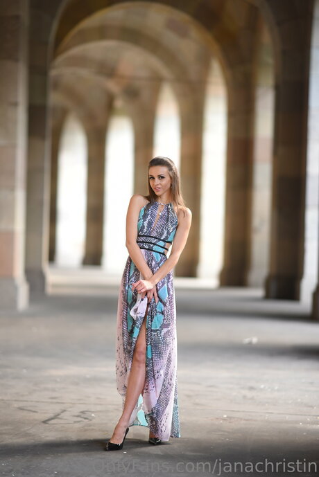 Savannahchristin ポルノ女優 アーカイブ