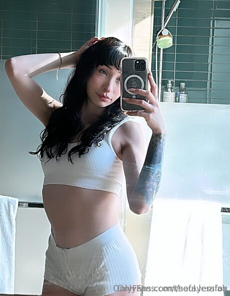 黒人レズビアンオンリーファンズ アート裸 写真