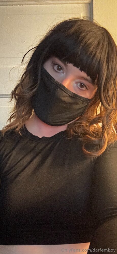 若い黒人女性オンリーファンズ セクシー裸 写真