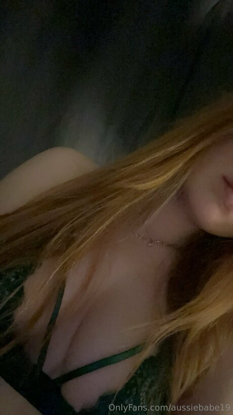 Aussiebabe19 スター xxx 写真