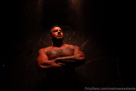 大きな黒い猫OnlyFans 無料 写真