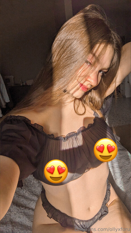 Ollyxforu アート女優 ギャラリー