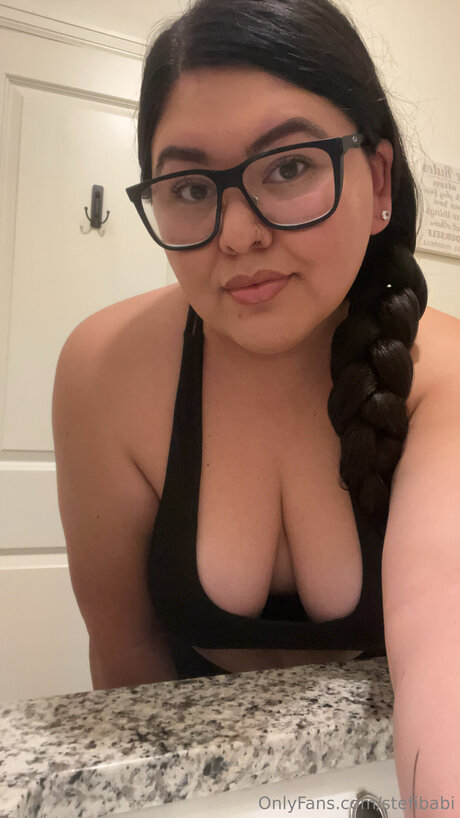 Stefibabi 完璧なスター アーカイブ