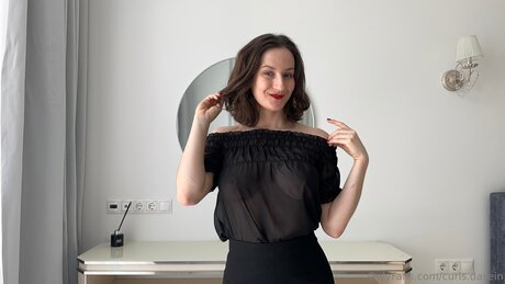 Curls Dasein ヌード女優 画像