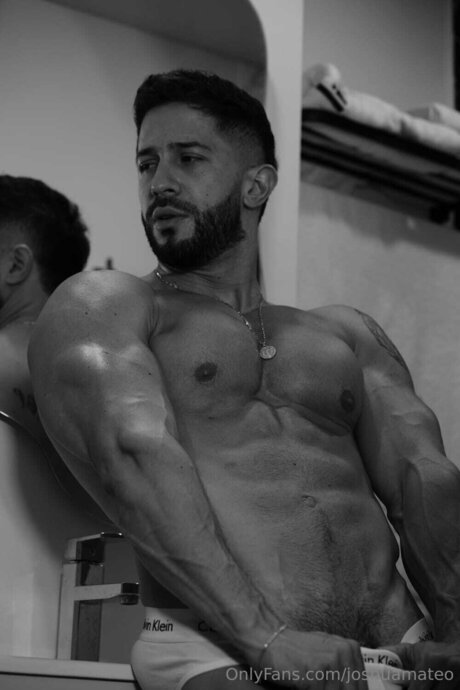 巨乳アナルOnlyFans ホットポルノ 写真