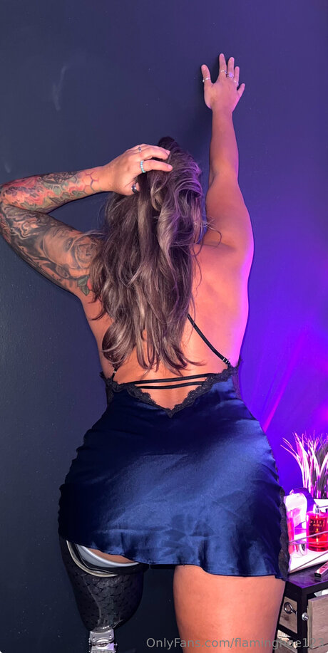 Flaminghoe123 セクシーなポルノスター 画像