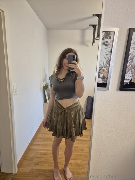 義理の妹オンリーファンズ セクシー 写真