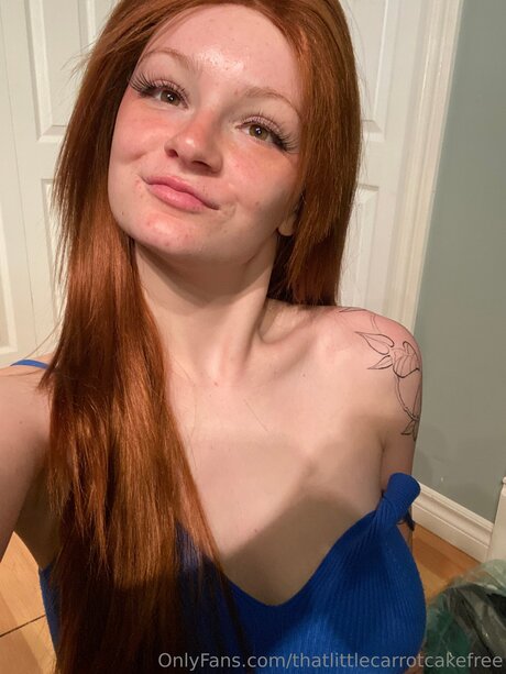 手コキ 主観視点 オンリーファンズ 裸 画像