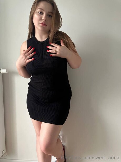 Arina Hot 最高のポルノスター ギャラリー