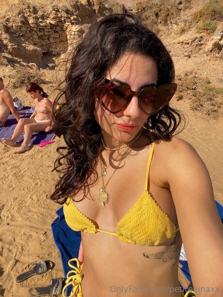 Petitelunaxx ヌード女優 ギャラリー