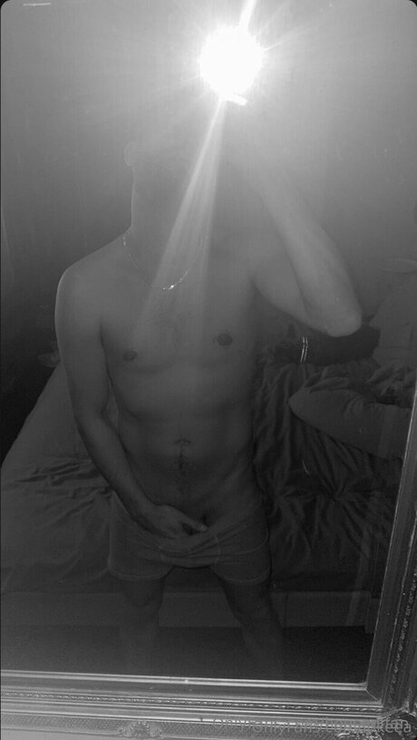 Houseoffan 裸モデル 写真