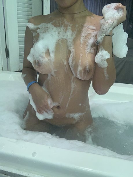 Jada Koi トップモデル 写真