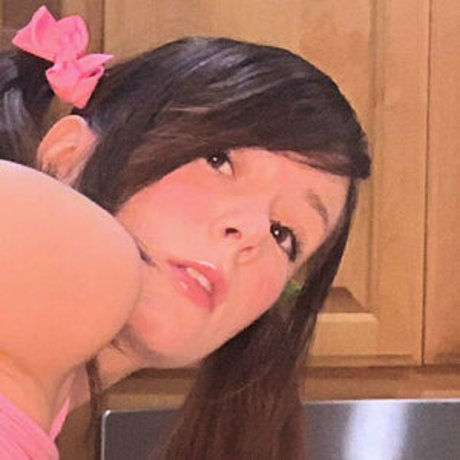 Mollyxmayhem セクシーモデル 写真