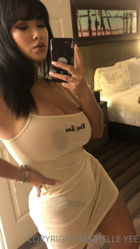 Michelle Yee xxxスター 写真