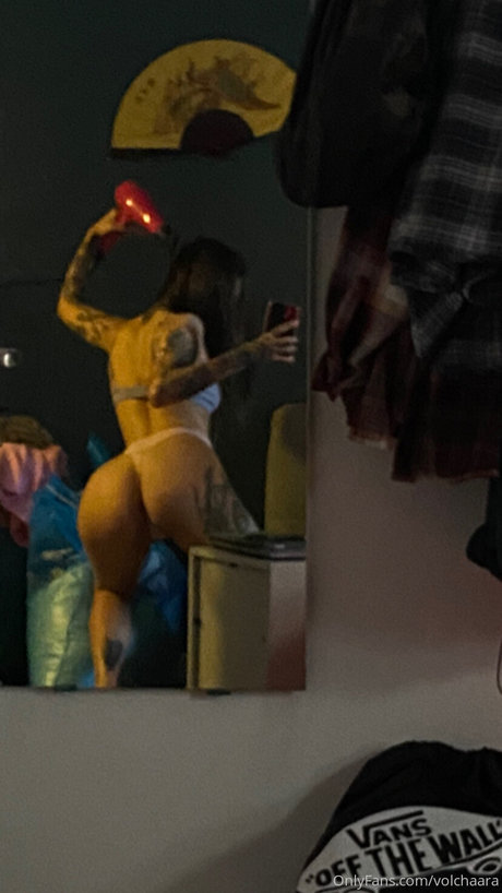 _volchara 可愛い女優 写真