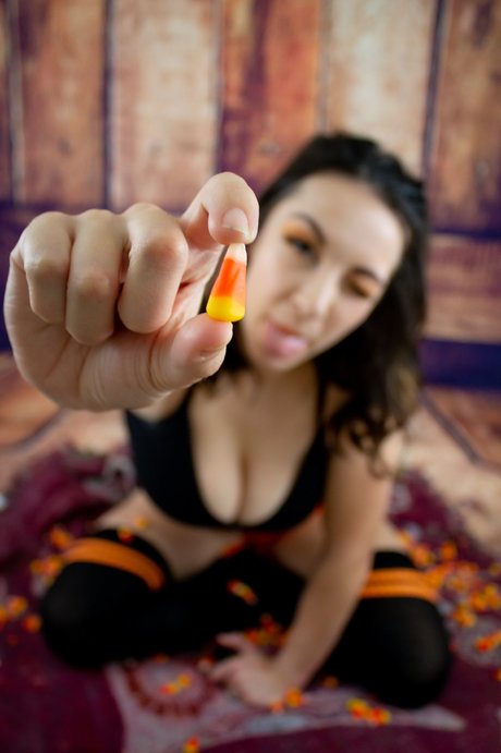 ビデオ通話 オンリーファンズ エロチック 画像