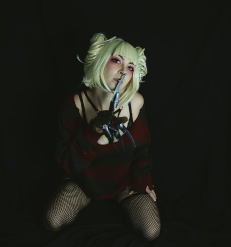 RhiCosplay 裸のポルノスター ギャラリー