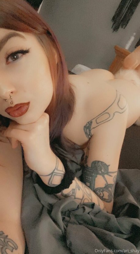 Ari shay セックスモデル 画像