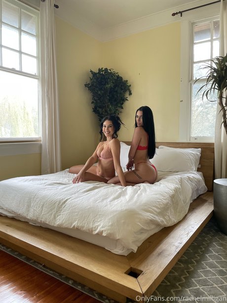 Rachel Milligan 裸のモデル ギャラリー