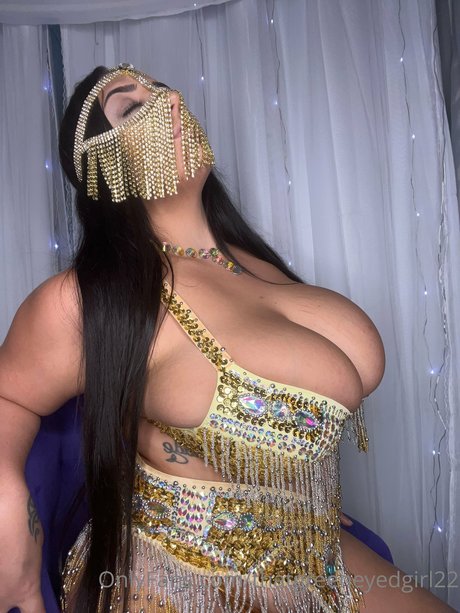 Carmen Sandi 美しいモデル 画像