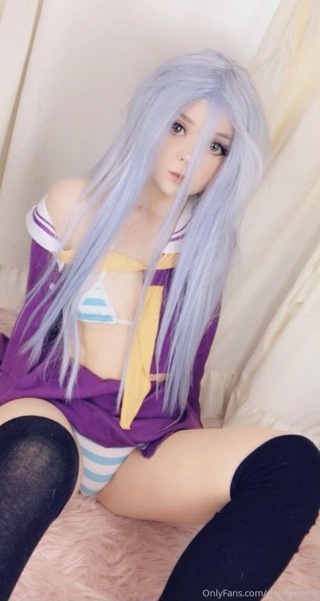 Danni Meow_ ポルノスター トップ ギャラリー