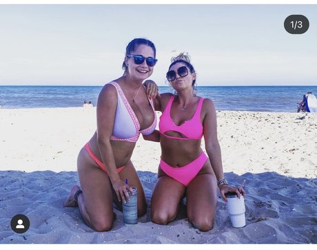 Emily Anne 裸のスター 画像